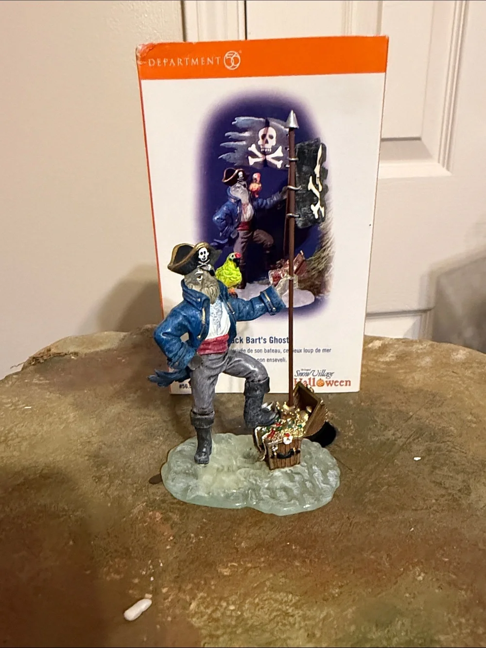 Department 56 decorative pirate
